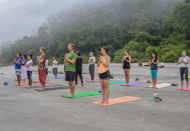yoga-classes-in-ganga-beach beach-yoga